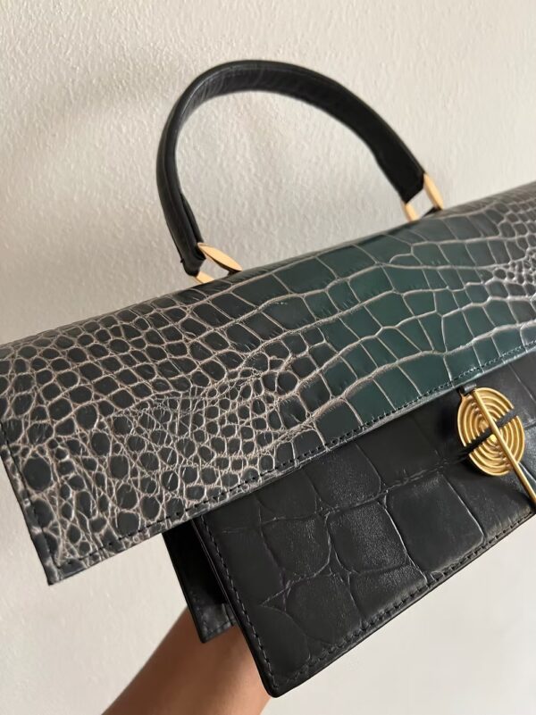 imgi_6_3b5d07_018f56428a2942e0a00c96edcea5a870~mv2 Malikah Dark Green & Black