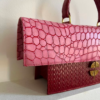 Malikah Red & Pink